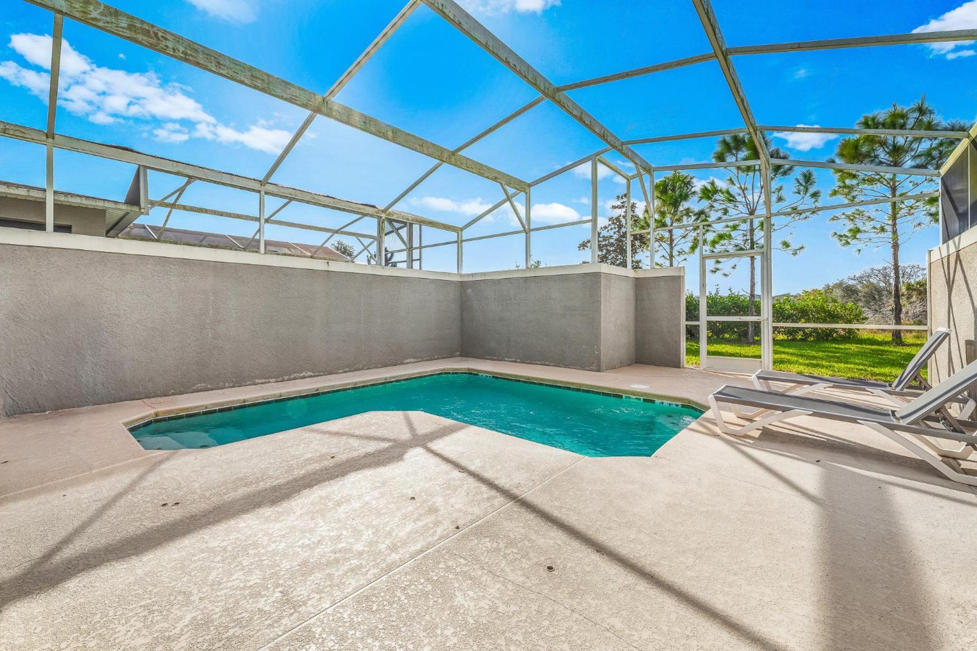 Happy House Cheerful 4-b Townhome Championsgate Holiday home