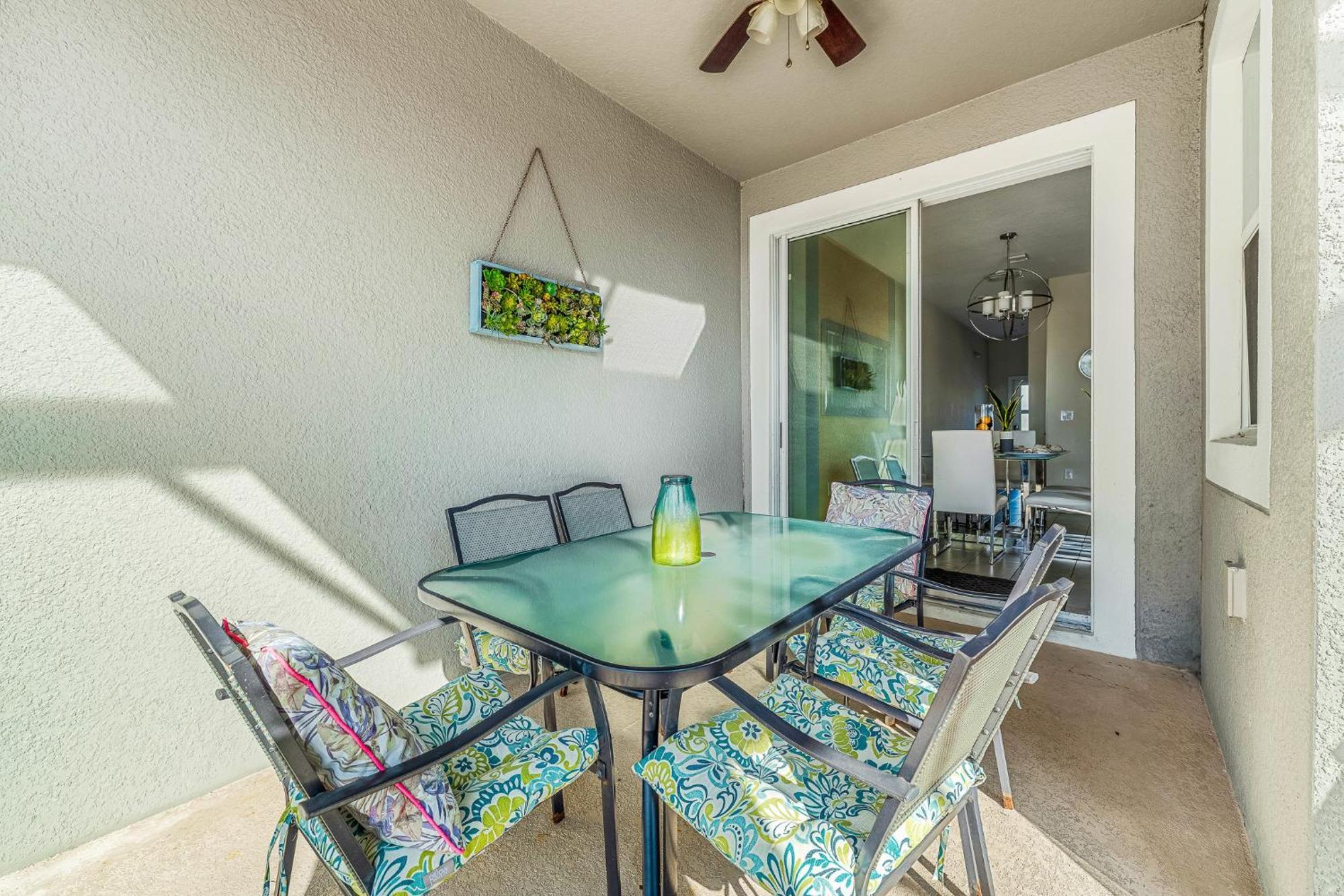 Happy House Cheerful 4-b Townhome Championsgate *